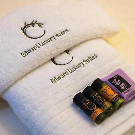 Edward Luxury חאניה