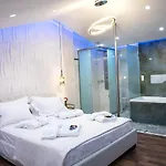 Edward Luxury
