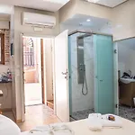 Апартаменти Edward Luxury *